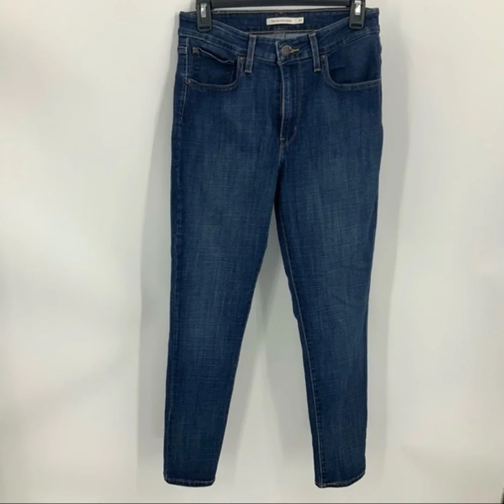 Levi’s 721 hi rise skinny jeans 30